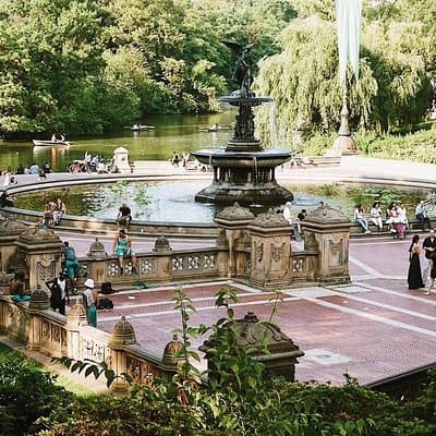 Central Park New York Guided Walking Tour Semi-Private 12ppl Max