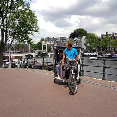 1,5 hours Amsterdam Rickshaw Tour 2