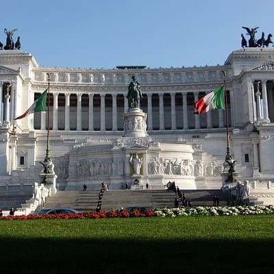 Private Airport Pick-Up + Rome Tour + Transfer to Civitavecchia 3