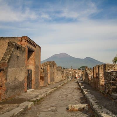 Daytrip from Rome to Pompeii and Amalfi Coast 2