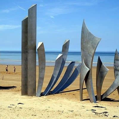 Normandy D-Day Semi-Private Tour from Paris with Hotel Pickup 2