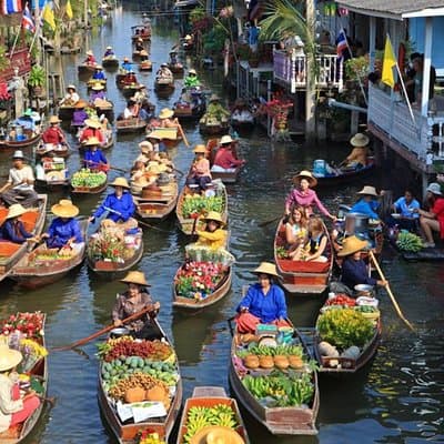 Floating Market with Wat Bang Kung Temple and the Railway Market