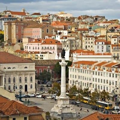 Private 4-hour city tour of Lisbon with driver & official guide w/ Hotel pick up 5