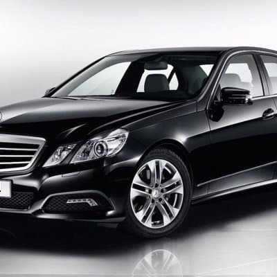 Private one way transfer from/to Barcelona airport to/from hotel 3