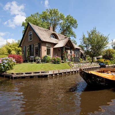 Private full-day customizable tour of the Netherlands from Amsterdam 2