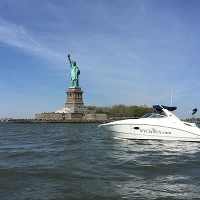 Best Private Luxury Daytime Boat Tour in New York City - 2 Hour 4