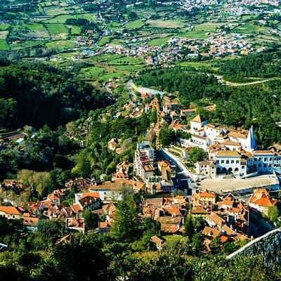 Private Tour: The Mystical, Magical, Medieval Town of Sintra with tickets and lunch 4