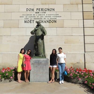 Private wine tour to Champagne region from Paris 2