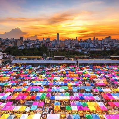 Experience Bangkok at Night with Streetfood Dinner & Foot Massage 2