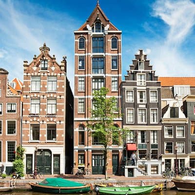 Authentic tour of Amsterdam: Jordaan, Ana Frank and Vondelpark