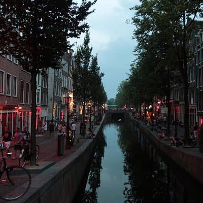 Red light district, English tour 3