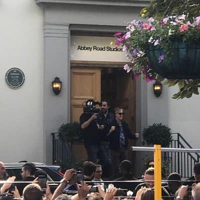 Beatles Fab 4 London Taxi Tour 4