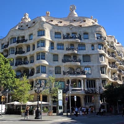 Park Guell and Sagrada Familia, Gaudí's Masterpieces Private Tour 2