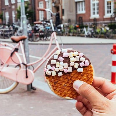 Amsterdam PRIVATE Bike Tour With Locals: Bike & Local Snack Included 4