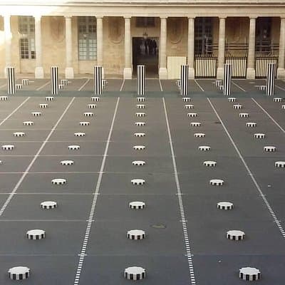 Private Covered Passages & Palais Royal Gardens 2-Hour Tour 2