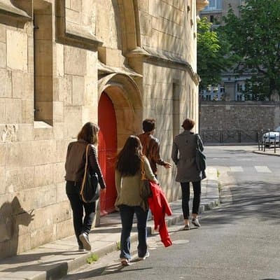 Explore Le Marais like a local - Private walking tour 4