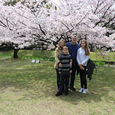 8-hour Tokyo tour by qualified tour guide using public transport 2