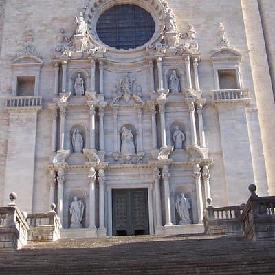 6 hours private tour of Girona: GAME OF THRONES from Barcelona with pick up 5