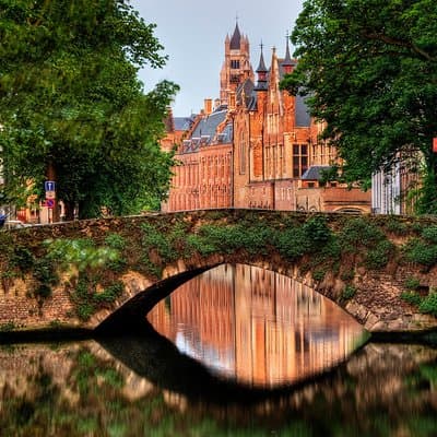 Private day trip to Bruges including canal cruise from Amsterdam