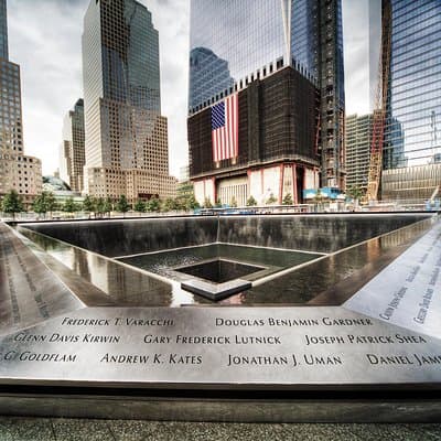 Lower Manhattan & 9/11 Memorial Walking Tour Semi-Private 12ppl