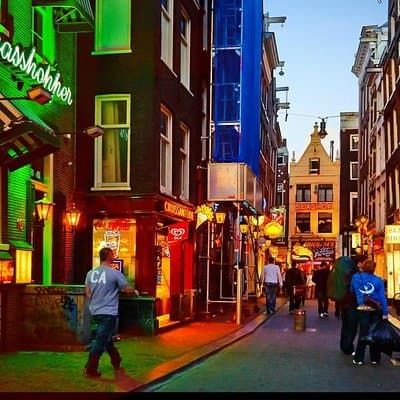 Amsterdam Red Light District tour with a private guide 4