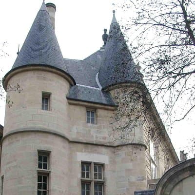 Gothic Paris - Castles & Cathedrals (Marais History Walk-Small Group Tour) 4