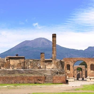 Grand Tour to Pompeii (with private guide) & the Amalfi Coast from Rome & back 2