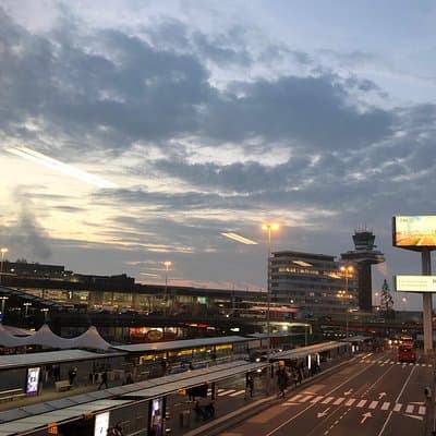 Private transfer Amsterdam (AMS) to/from Brussels 2