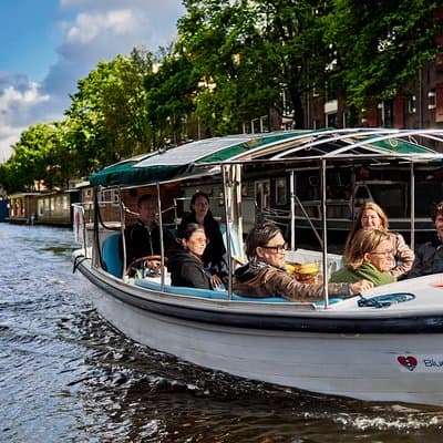 Amsterdam 2-hour Private Canal Cruise with Live Guide and Drinks 2