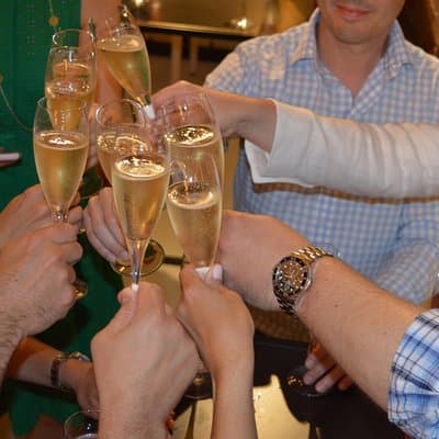 Paris Wine Day Tours exclusive Champagne tour incl. 3 visits 4