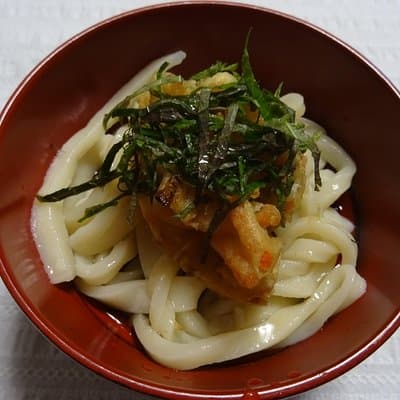 Experience all of Japanese culture and Japanese food experience classes "origami, udon, Japanese food, green tea, calligraphy" in 4 hours 2