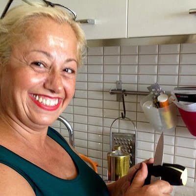 Cook with a Local: Private Home Cooking Class In Istanbul 5