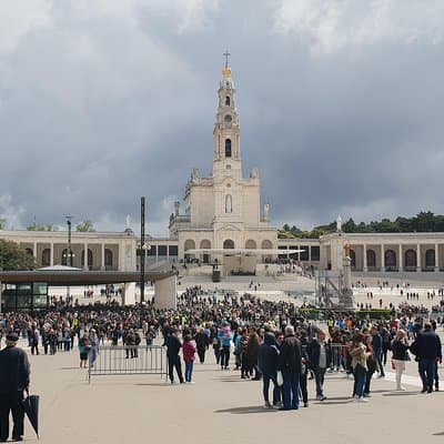 Private Tour Full Day Fátima - Porto - Óbidos - from Lisbon 3