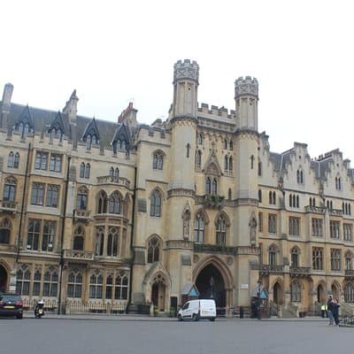 Arrival or Departure Private Transfer: Stansted Airport to Central London 5