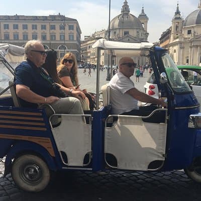Discover the famous seven hills of Rome with the calessino bee 4