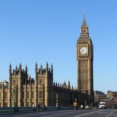 Private Arrival Transfer: Heathrow Airport to London with Stopover at Stonehenge 2