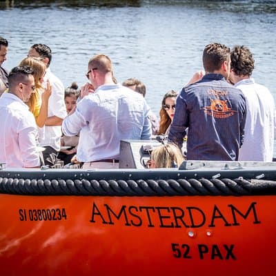 Amsterdam Private Boat Trip With Skipper, Burger and Beers 5