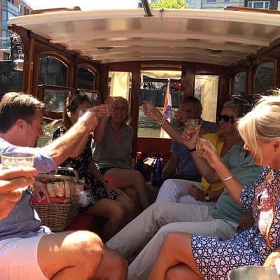 Private canal cruise on small historic boat 2