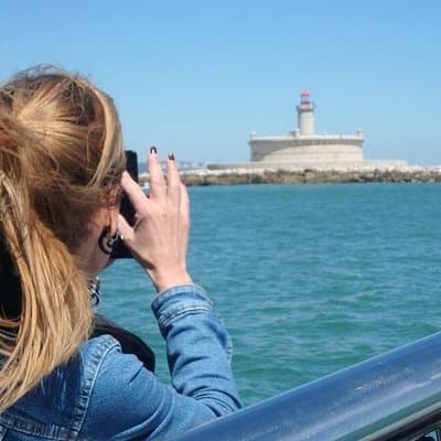 Lisbon Coast Tour by Boat 3