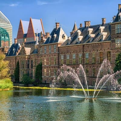 Private Day Tour: Rotterdam and The Hague. English or Spanish