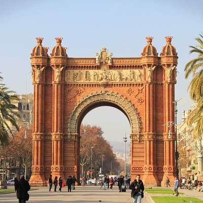 Barcelona Private 4 hours Shore Excursion with private vehicle and guide 4