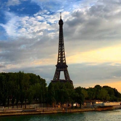 Paris Gourmet French Delicacies Food Tour in Eiffel Tower Area 3