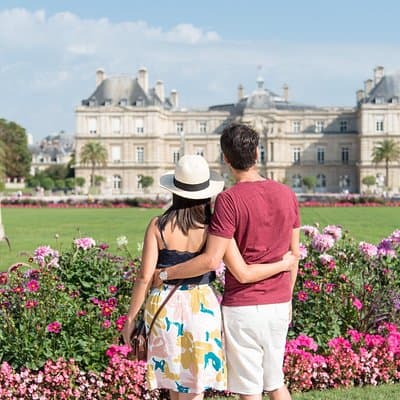 CHARMING PARIS: Half day guided visit and photo reportage