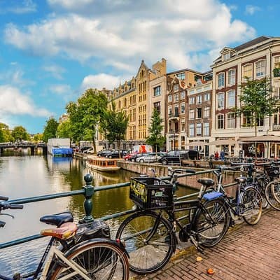 Private Tour: Amsterdam City Walking Tour and Canal Cruise 4
