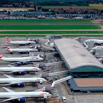 Heathrow Airport to London Transfer in a Private Minivan 2