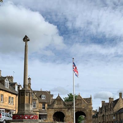 Private Full Day Excursion to the Cotswolds in a London Black Cab 4