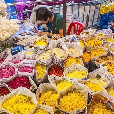 Bangkok Selfie Expert Tour: Flower Market, Wat Traimit & Wat Pho 3