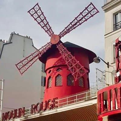 Paris Top Sights Half Day Walking Tour + Wine Tasting Experience 2