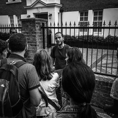 Visit Jack the Ripper in French 2