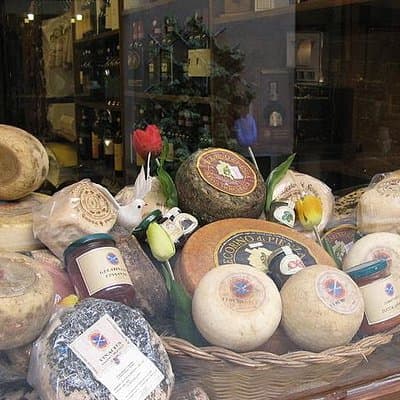 Pienza and Montepulciano by Tuscan Hills from Rome Private Tour 4